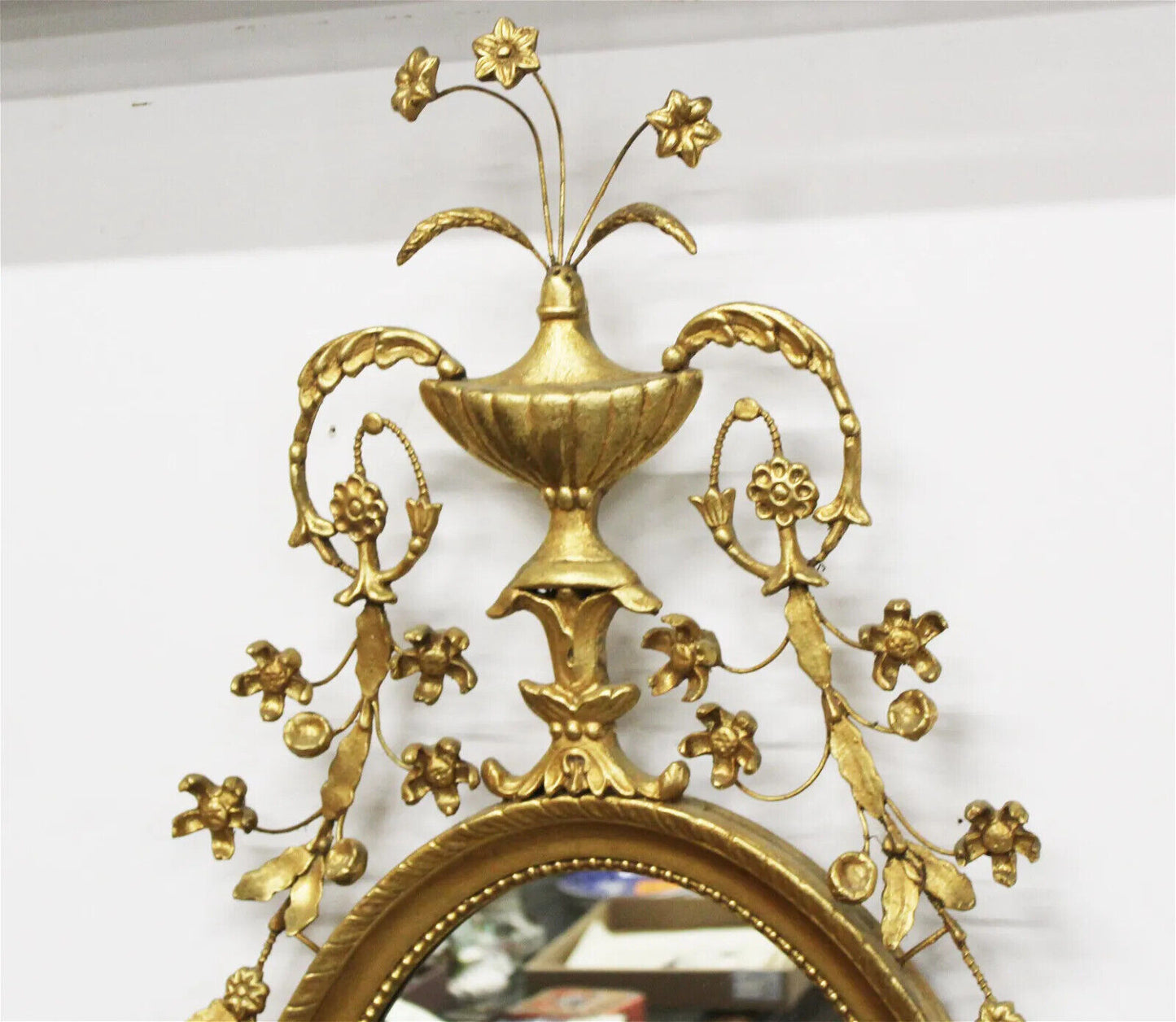 Friedman Brothers Williamsburg Neoclassical Gold Gilt Mirror Looking Glass CWLG3