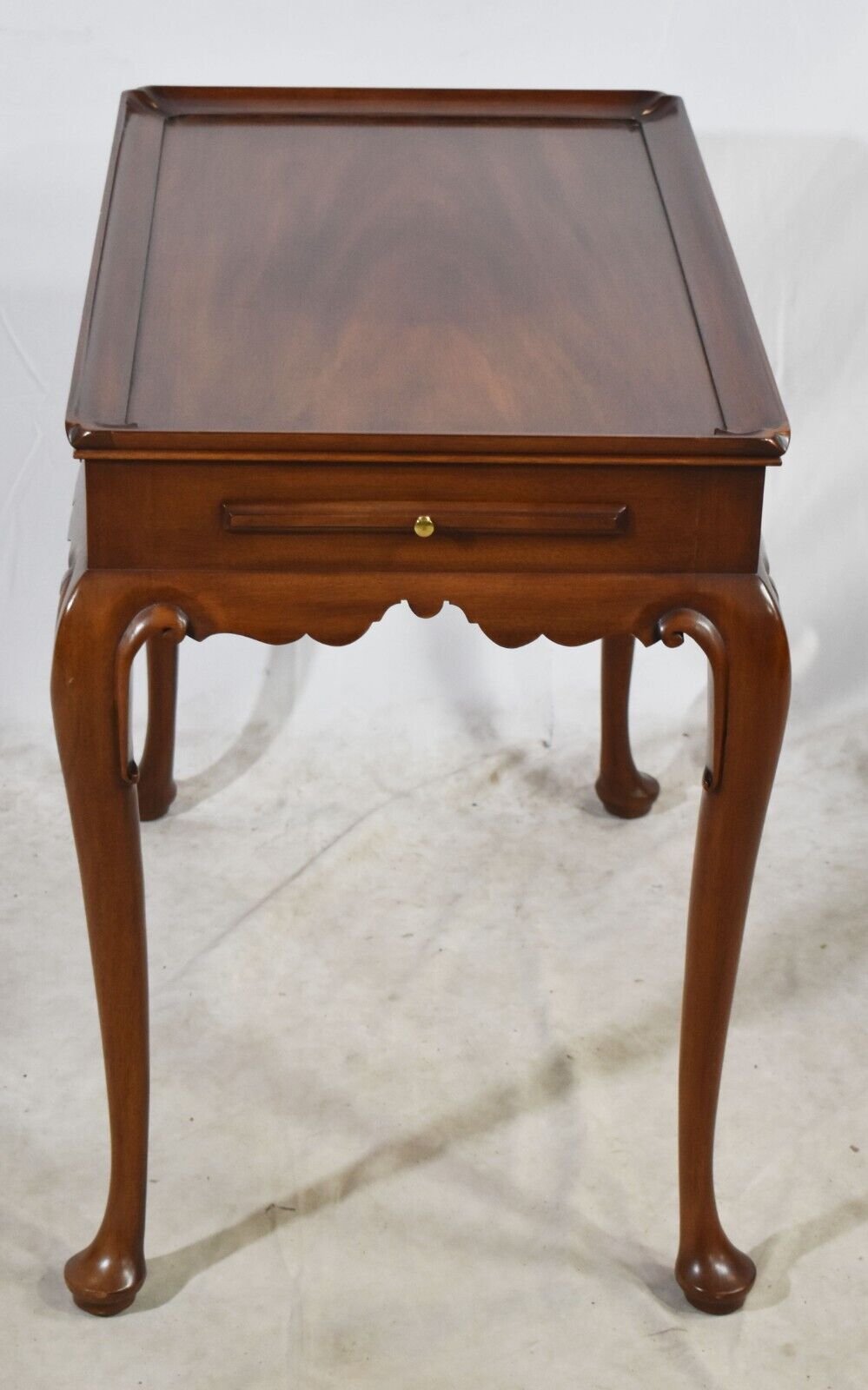 Henkel Harris Mahogany Queen Anne Tea Table #29 Stain