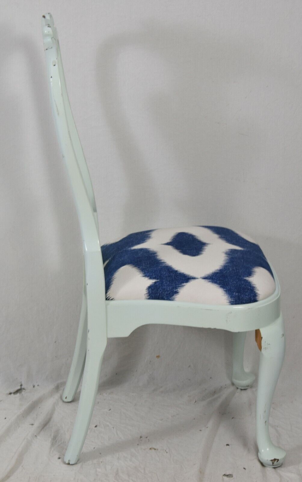 Stickley Williamsburg Style Mahogany Queen Anne Chair Blue & White Fabric