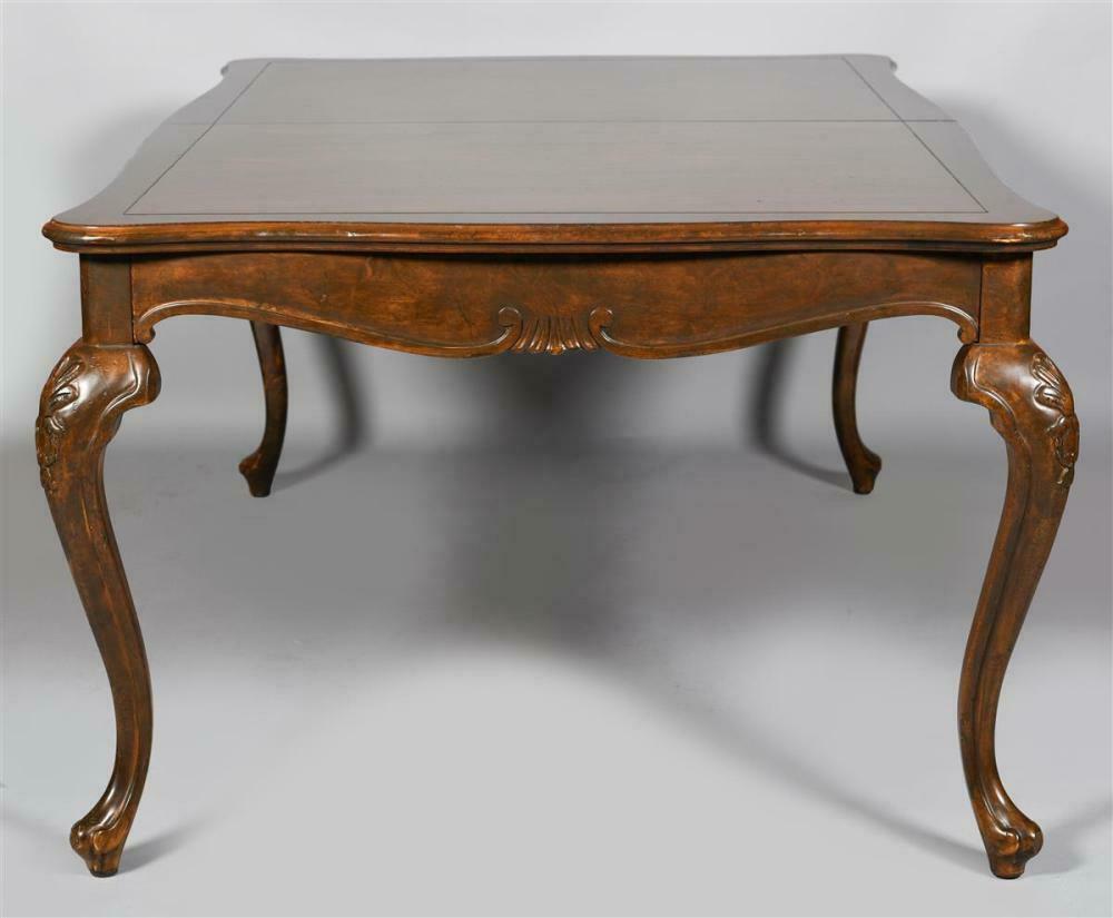 Baker Furniture French Provincial Louis XV Mahogany Extension Dining Table