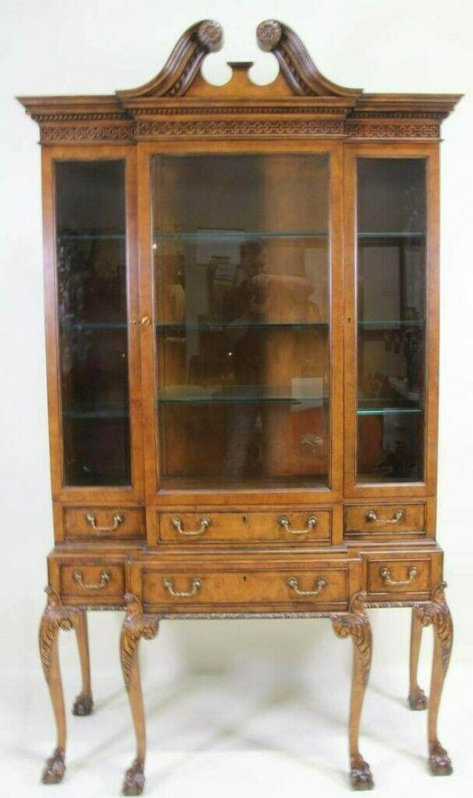 Baker Furniture Stately Homes Collection Chippendale Carved Walnut China Cabinet