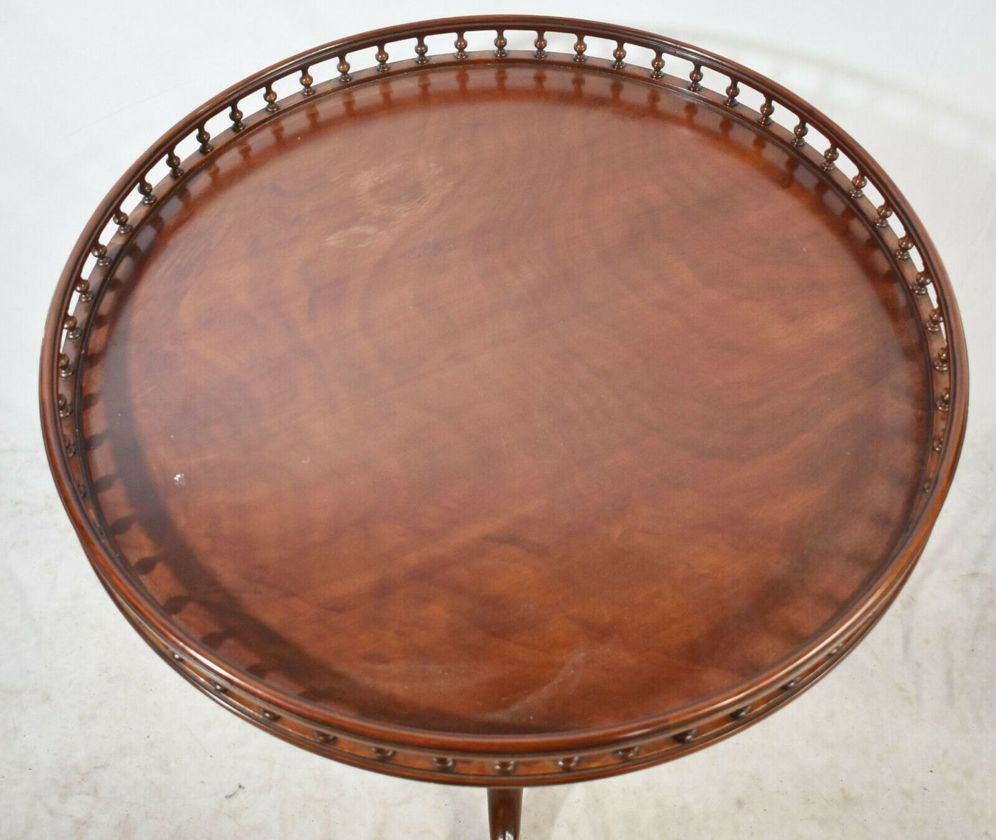 BAKER Stately Homes Collection Round Tilt Top Mahogany Table