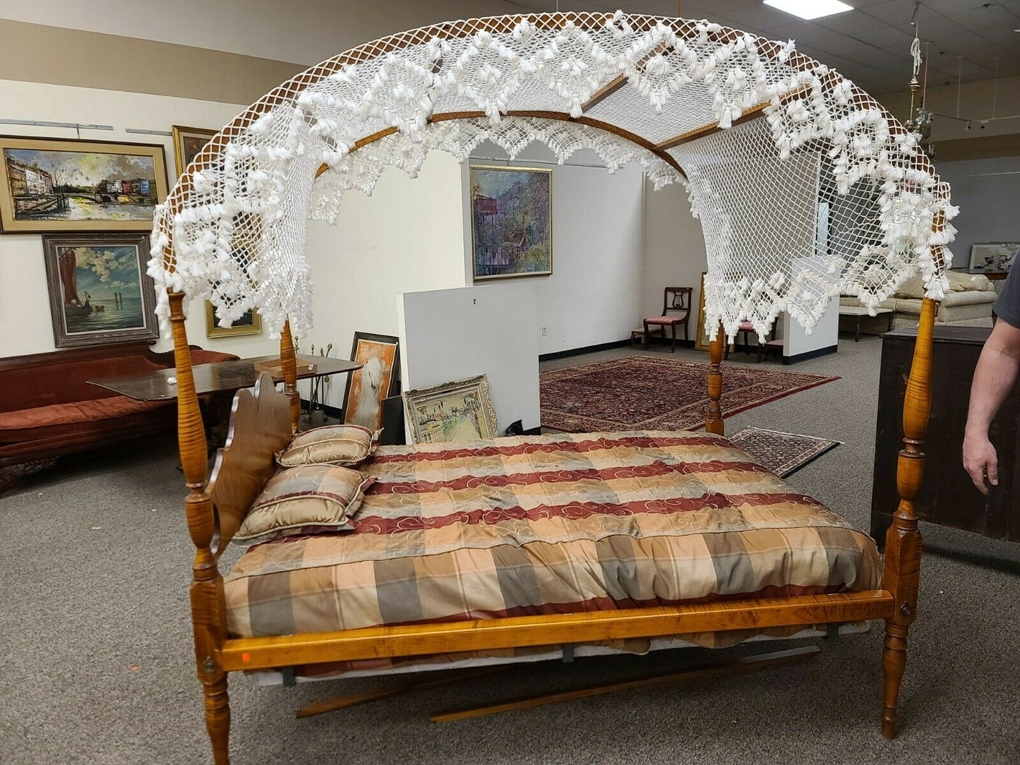 D.R. Dimes Tiger Maple Full Size Four Poster Canopy Bed