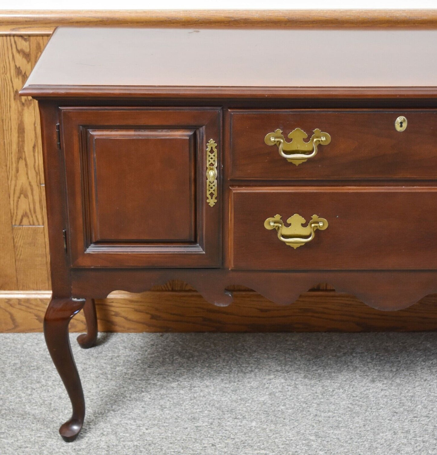 Drexel Heritage Mahogany Sideboard Williamsburg Queen Anne Style