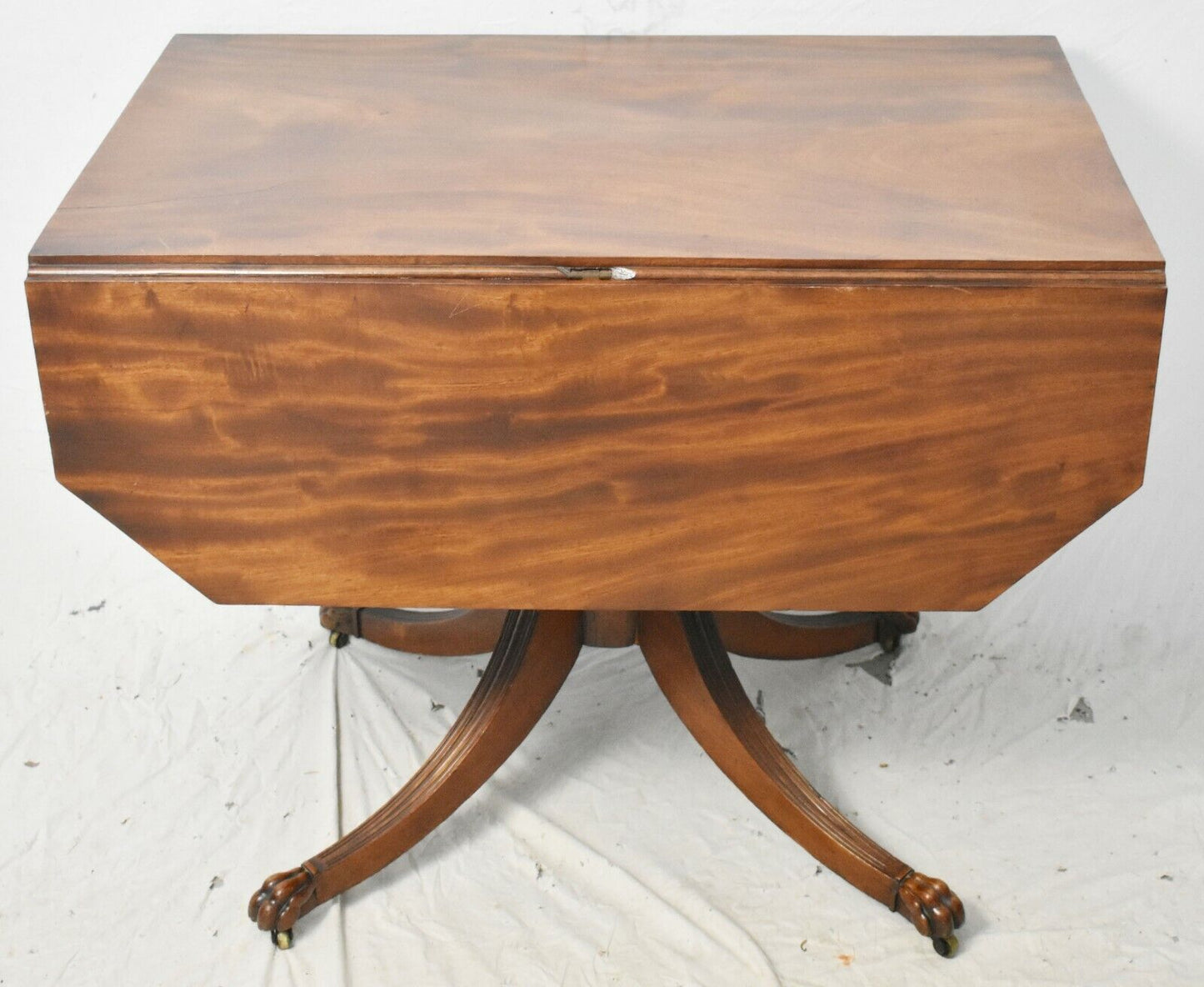 Federal Period Mahogany Drop Leaf Carved Table New York att. to Duncan Phyfe