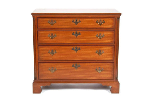 Kittinger Williamsburg COLLECTION Mahogany Chest of Drawers CW 18