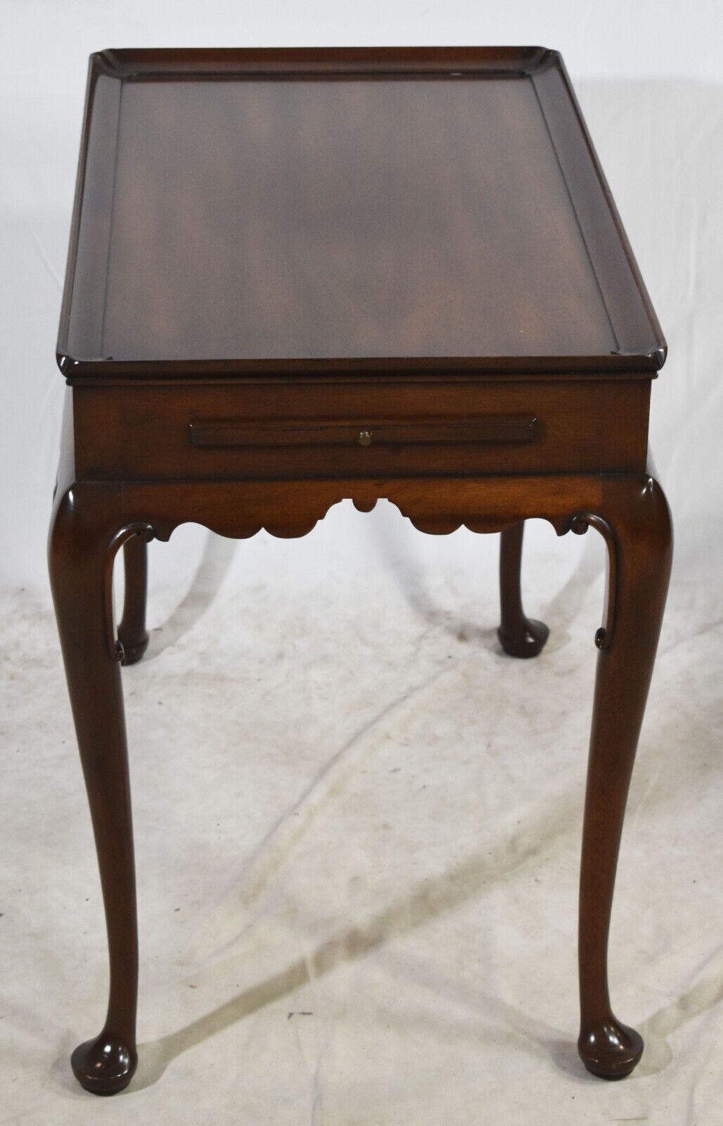 Kittinger Colonial Williamsburg Collection Mahogany Queen Anne Tea Table CW-8