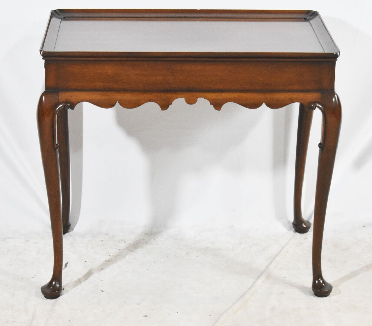 Kittinger Colonial Williamsburg Collection Mahogany Queen Anne Tea Table CW-8