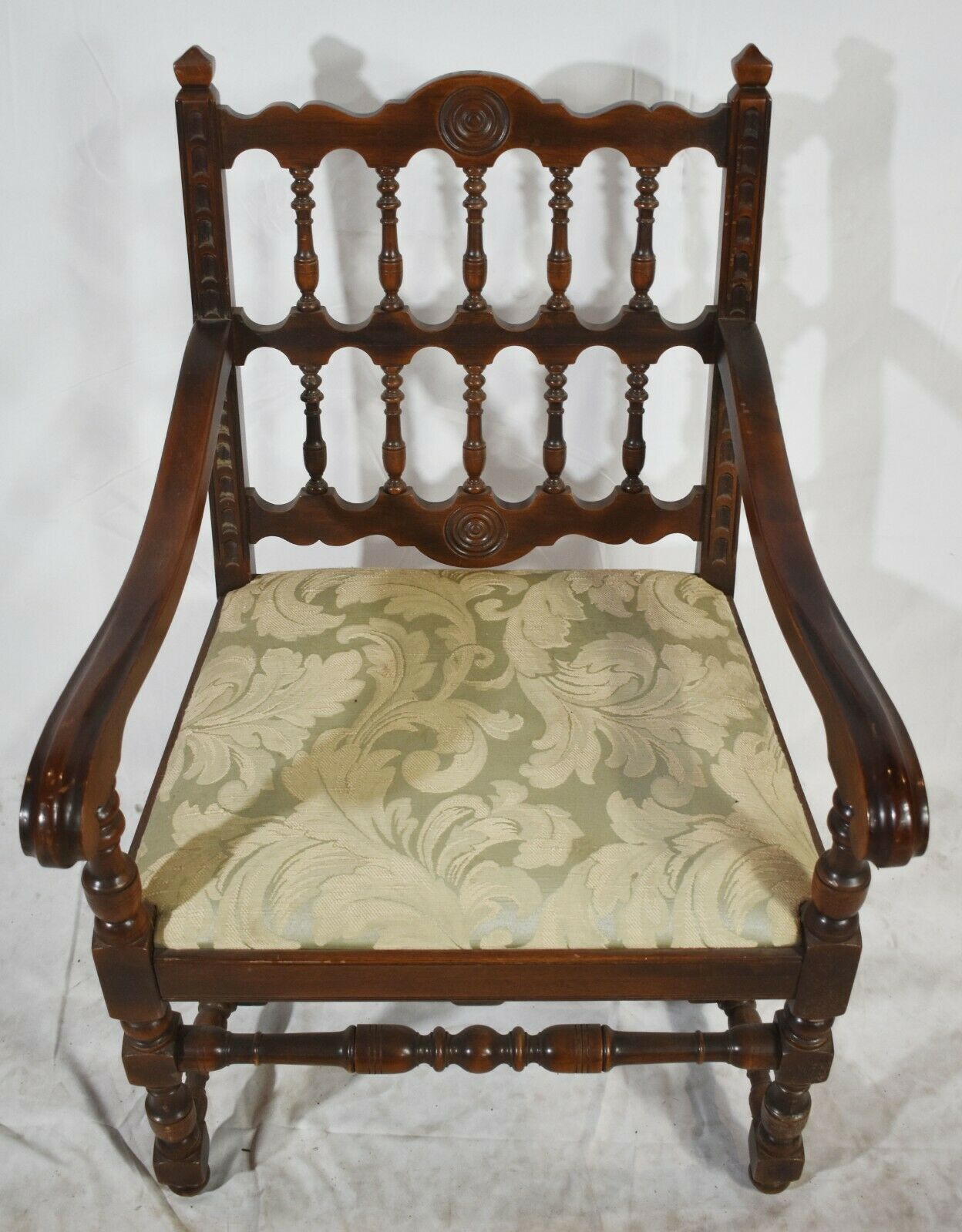 Kittinger Mahogany William and Mary Arm Chair Pilgrim Style Early American