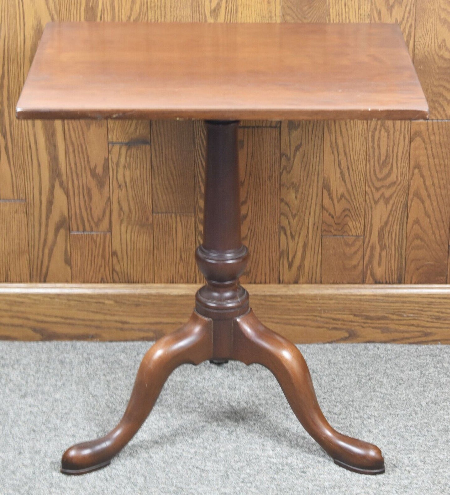 KITTINGER Williamsburg Mahogany Table Occasional Table WA 1009