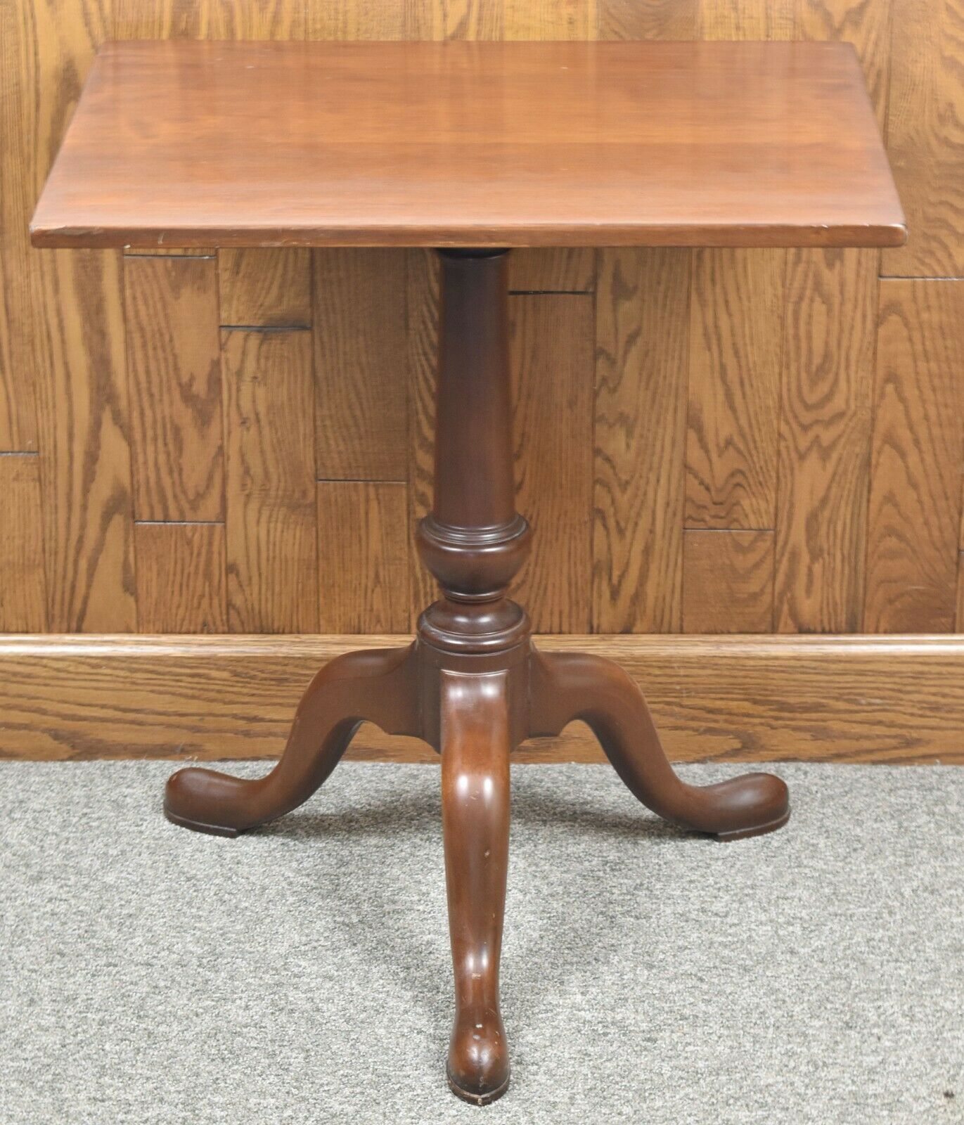 KITTINGER Williamsburg Mahogany Table Occasional Table WA 1009