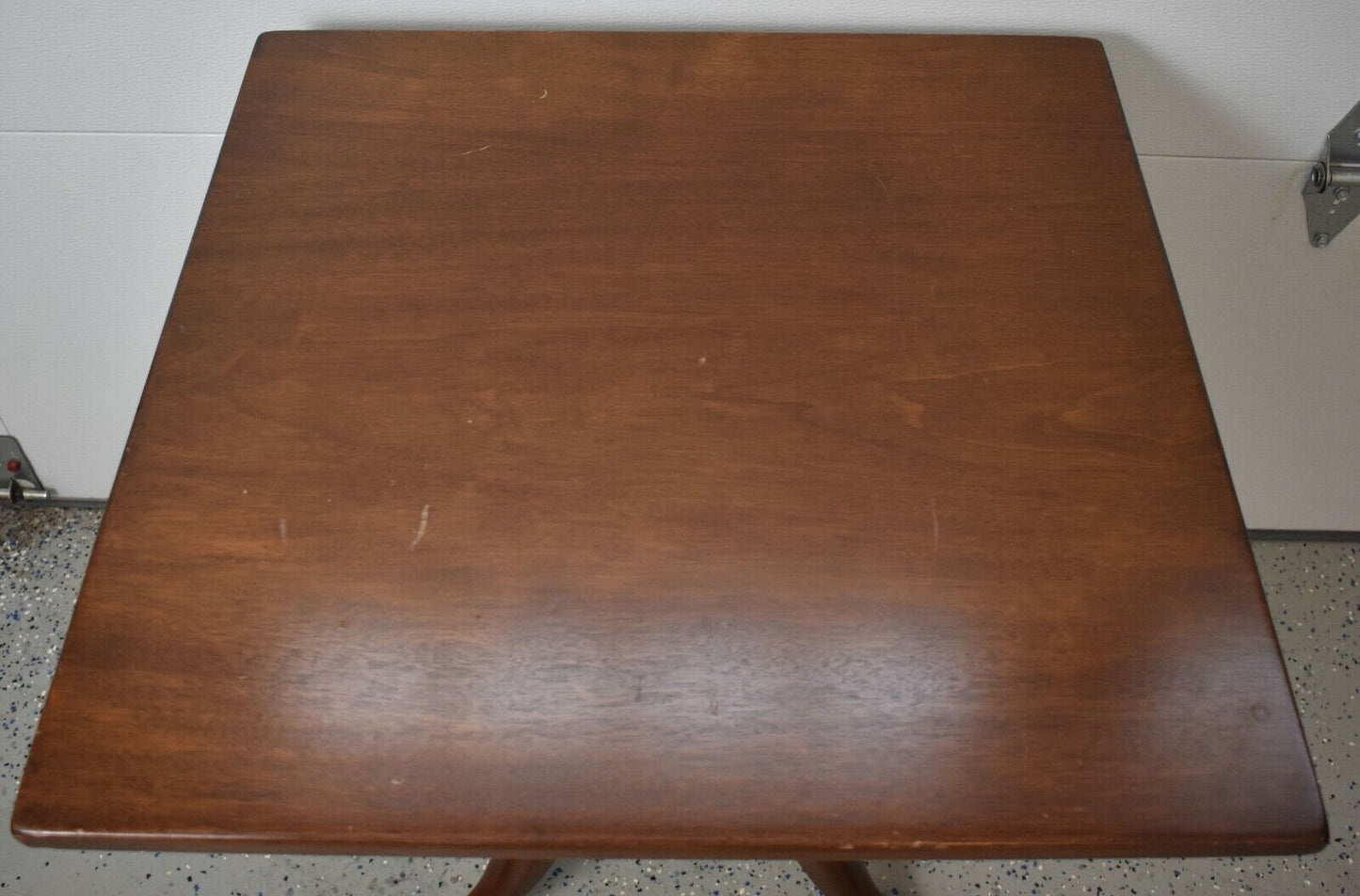 KITTINGER Williamsburg Mahogany Table Occasional Table WA 1009