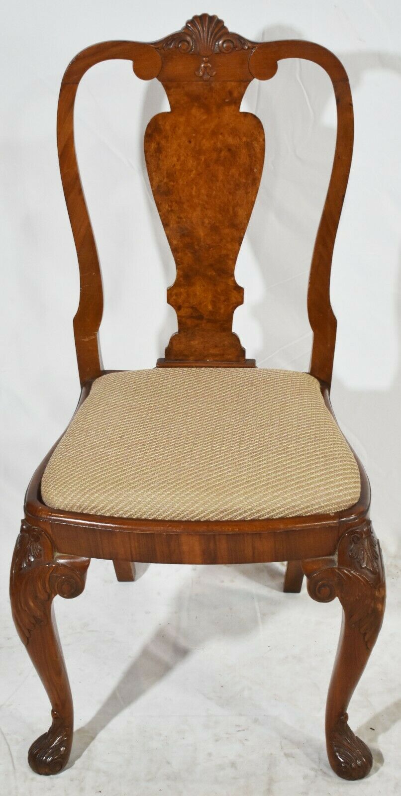 Set of 6 Queen Anne Burl Walnut Dining Chairs Claw and Ball feet Carved Shell