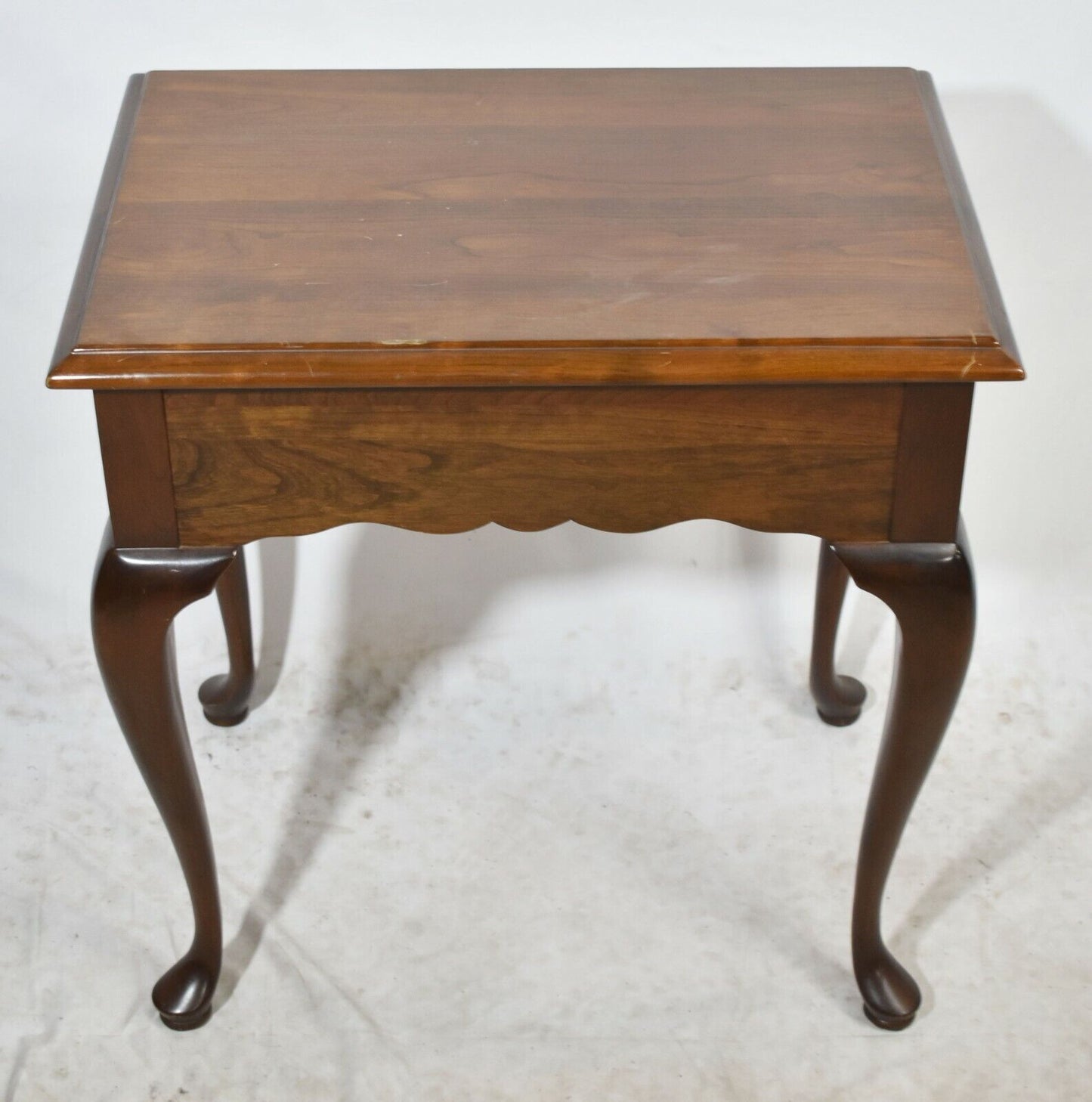 Stickley Mahogany Queen Anne Style End Table Williamsburg Style