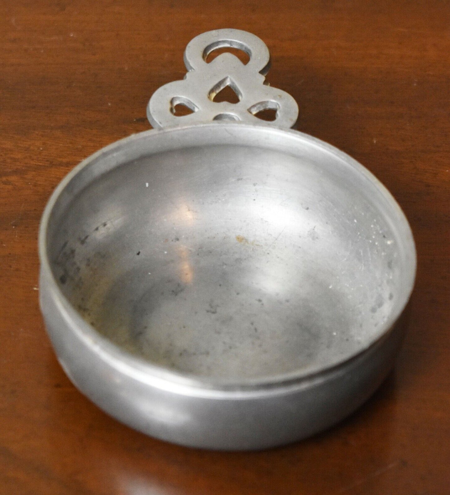 Stieff Colonial Williamsburg Pewter Porringer Bowl CW 16-14 Rare Smaller Size