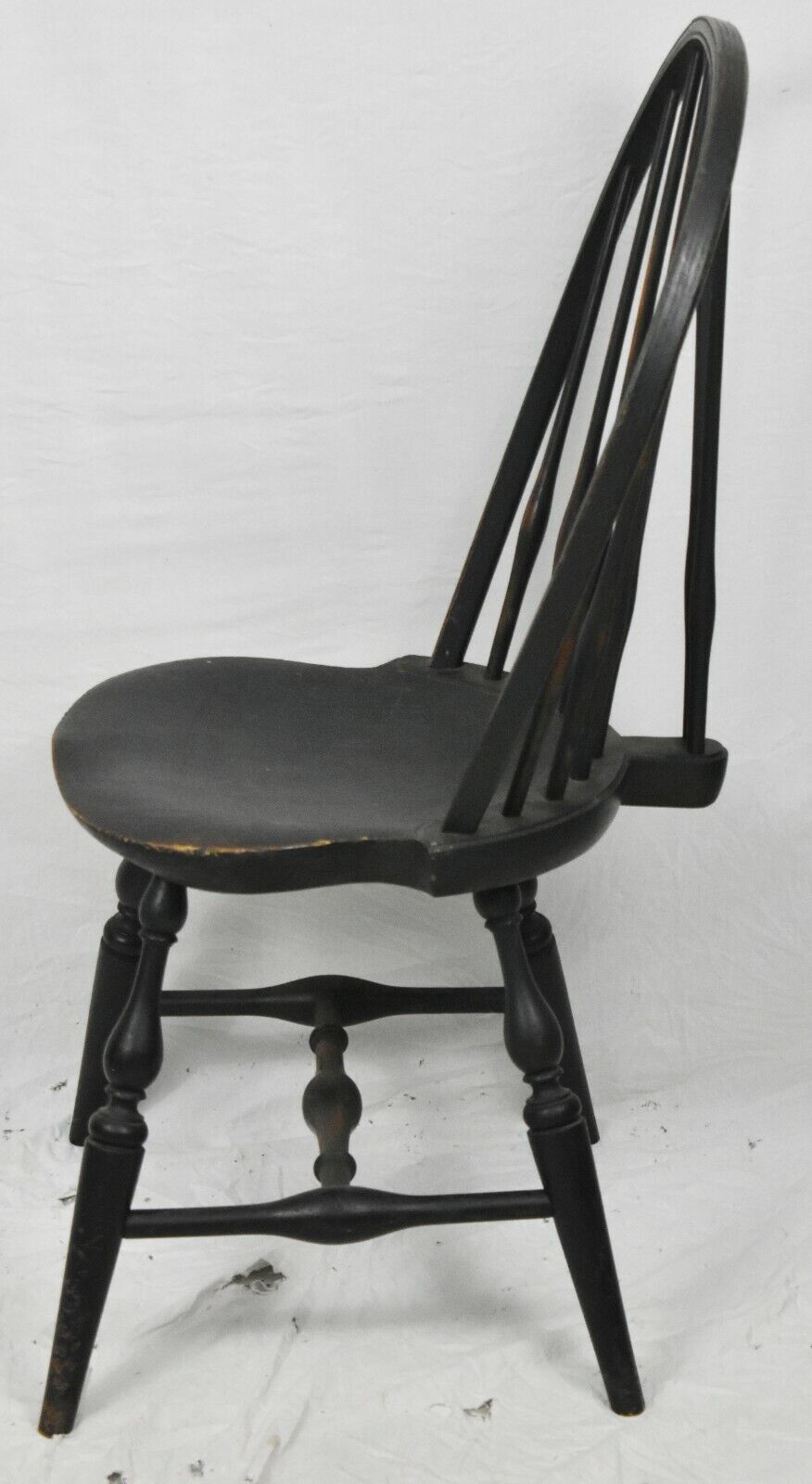 Wallace Nutting Black Brace Back Windsor Chair Bench Made Model 301