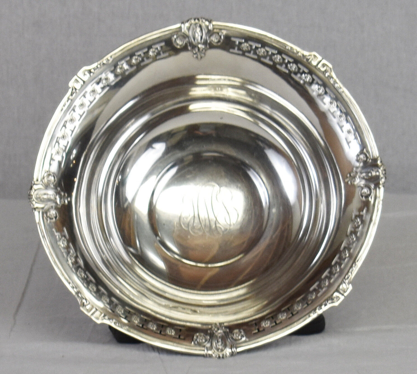 Reed and Barton Sterling Footed Bowl Neoclassical 515.7 grams 16.58 ounces