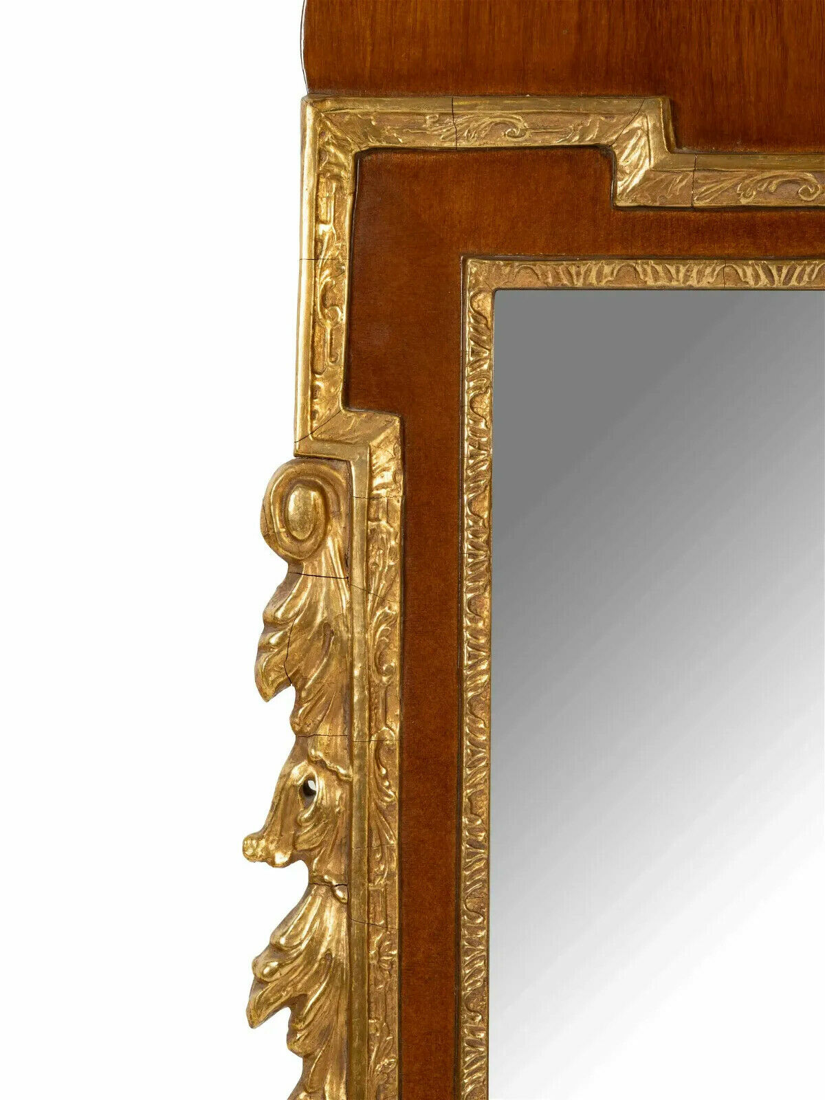 Friedman Brothers Williamsburg Walnut Parcel Gilt Mirror Looking Glass CWLG15