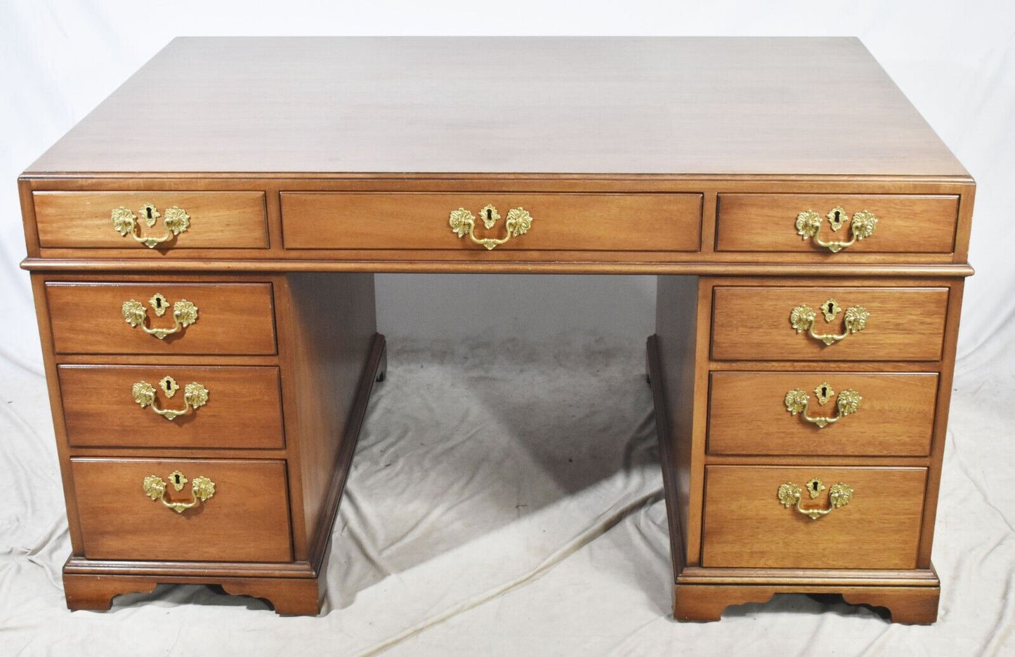 Kittinger Colonial Williamsburg Mahogany Partners Desk CW 168 Rare