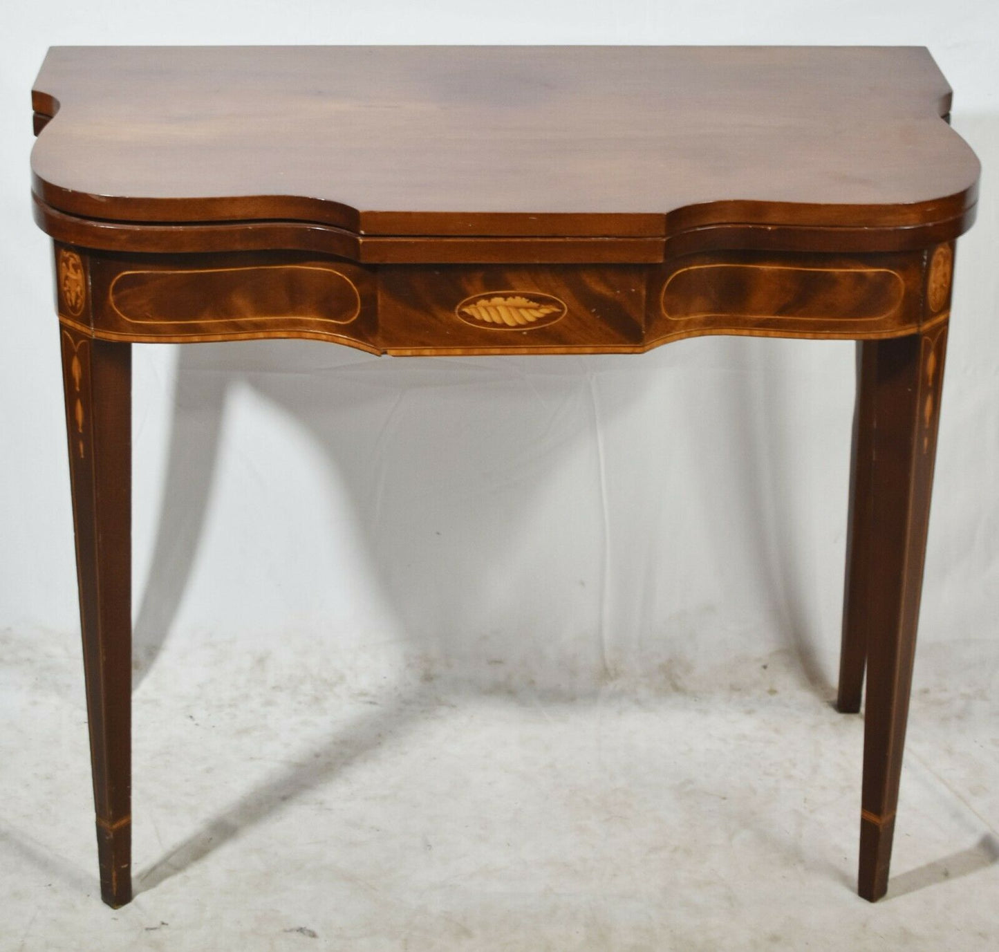 Antique Federal Mahogany Flip Top Game Table Console Table Satinwood Inlays