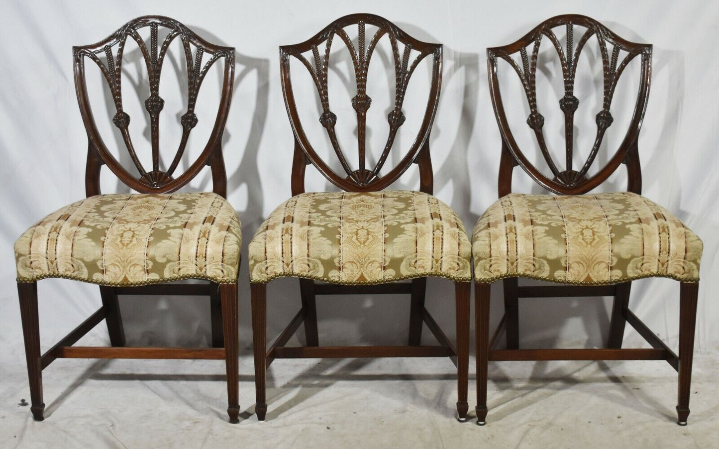 Set of 6 Charak Mahogany Federal Shield Back Chairs Striped Damask Bench Made