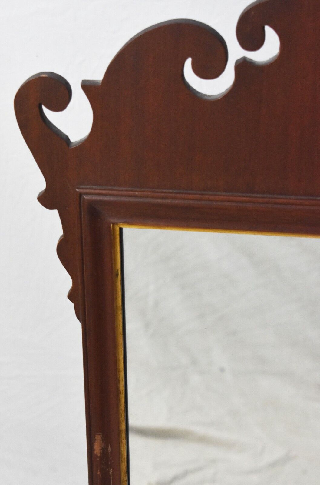 Friedman Brothers Williamsburg Mahogany Chippendale Mirror Looking Glass WA 1032