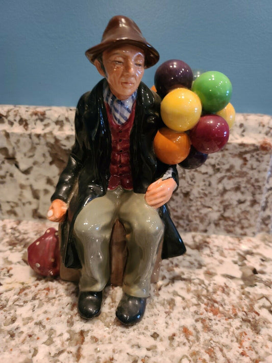 ROYAL DOULTON THE BALLOON MAN FIGURINE HN1954 KT7667