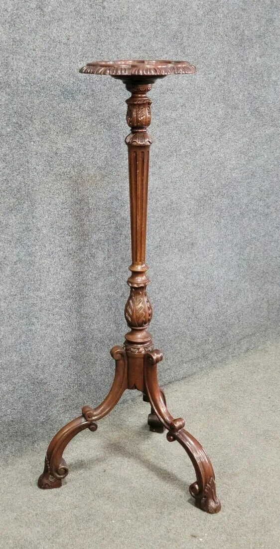 Baker Stately Homes Collection Mahogany Chippendale Torchere Plant Stand