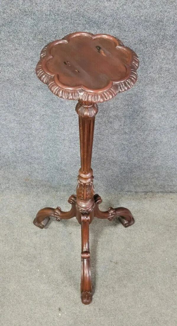 Baker Stately Homes Collection Mahogany Chippendale Torchere Plant Stand