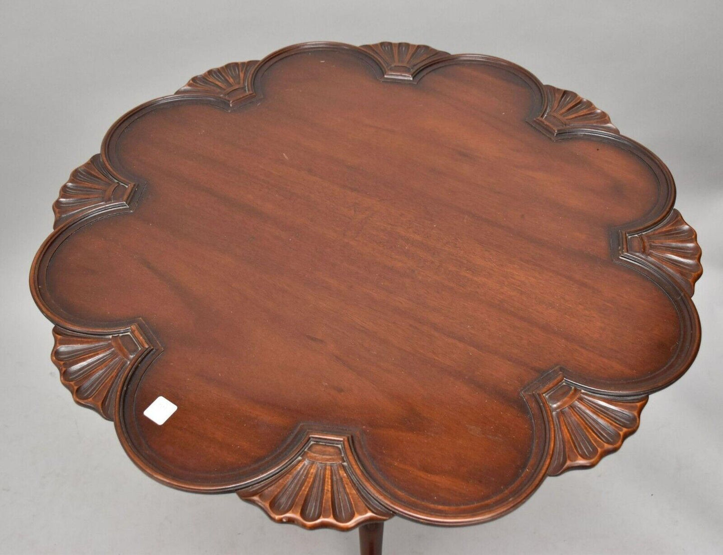 Kittinger Carved Shells Chippendale Mahogany Tilt Top Table Ball & Claw A285