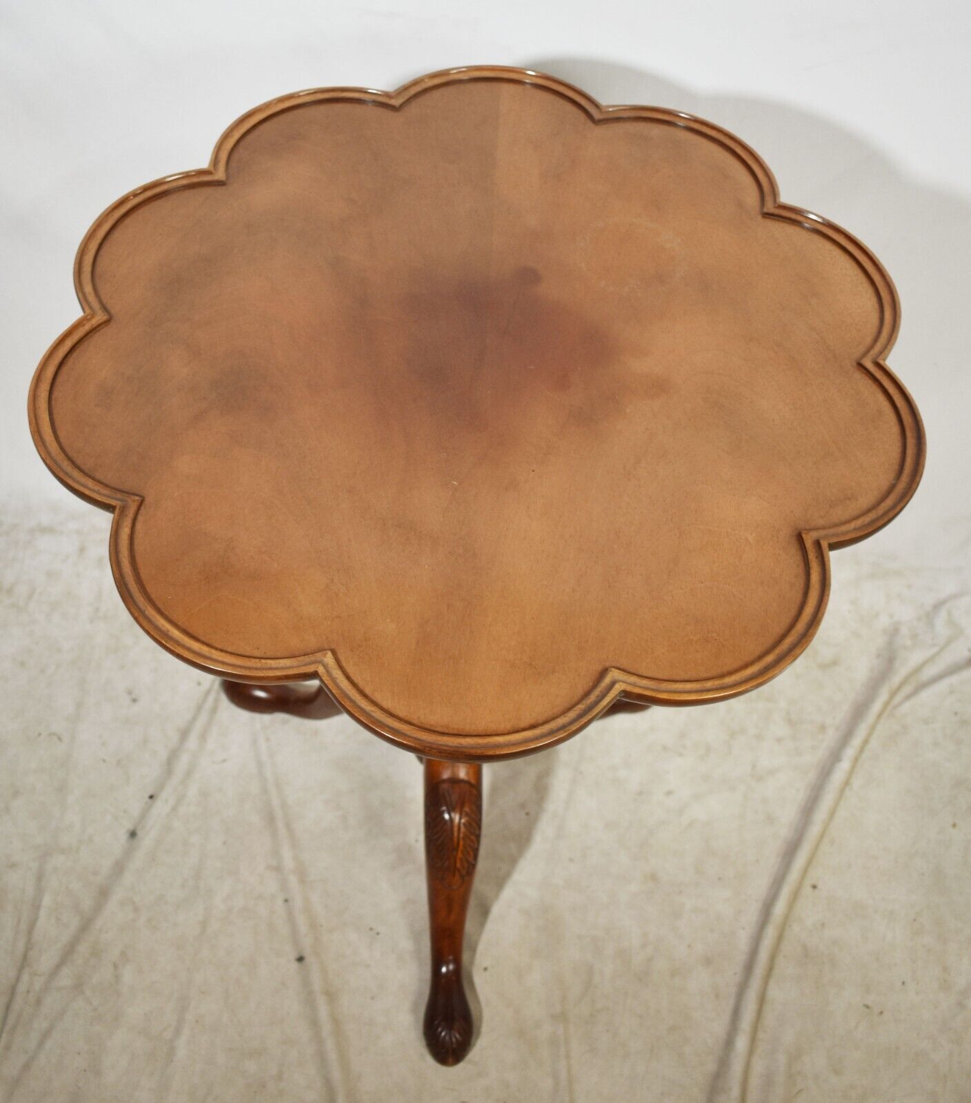 Baker Historic Charleston Collection Mahogany Carved Scalloped Flip Top Table