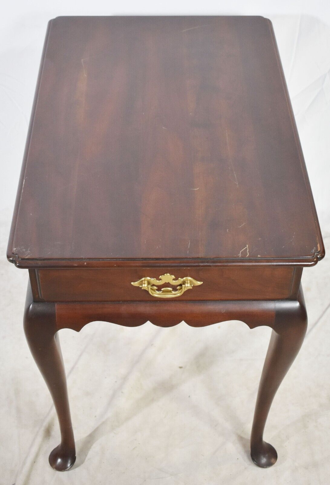 Pair of Statton Solid Cherry End Tables Nightstands Wiliamsburg Queen Anne Style