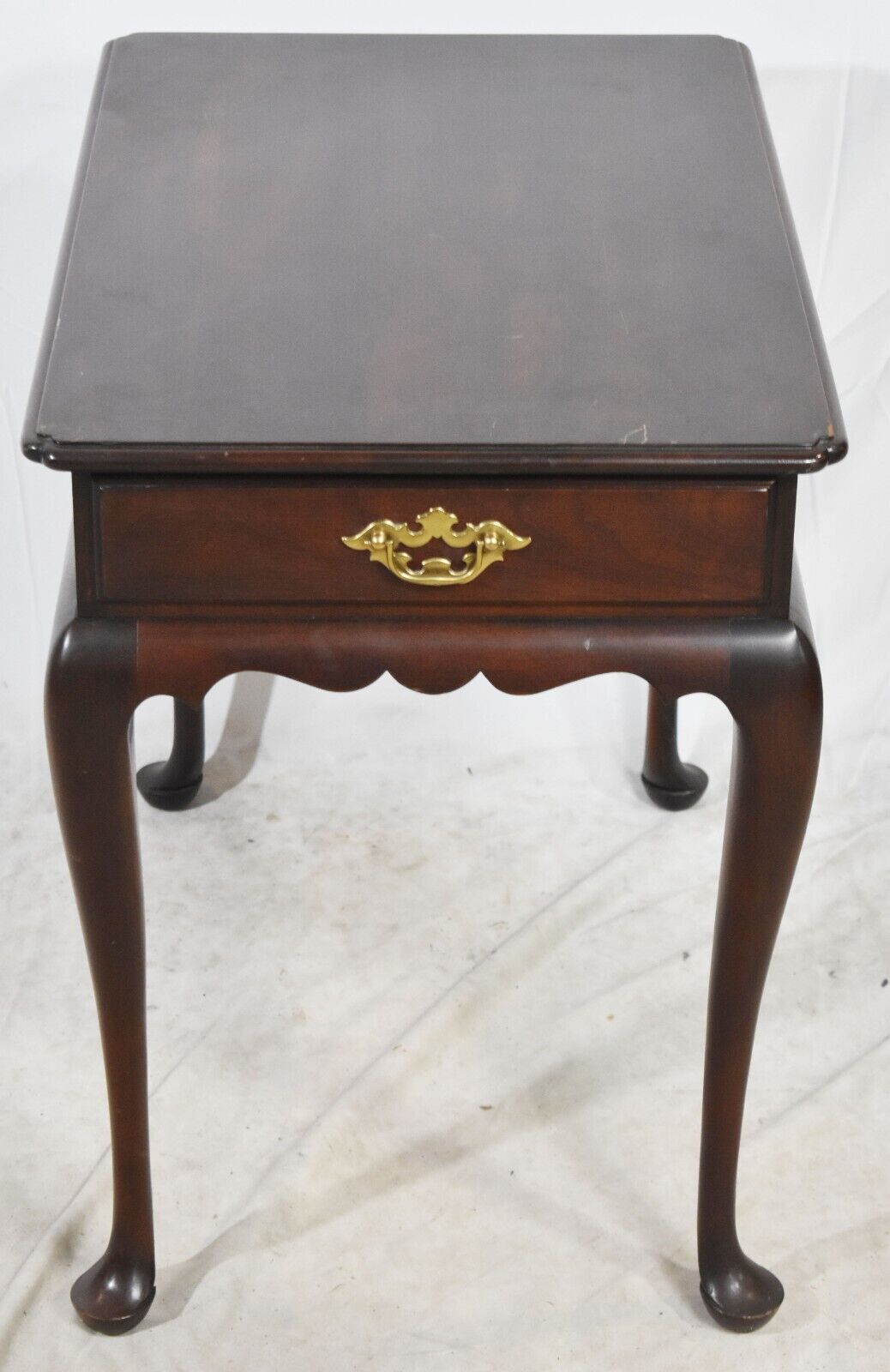 Pair of Statton Solid Cherry End Tables Nightstands Wiliamsburg Queen Anne Style