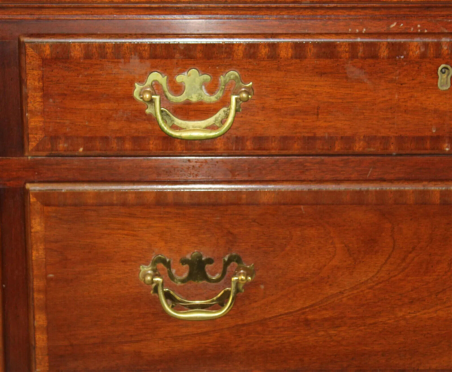 KITTINGER Mahogany Queen Anne Style Sideboard with Banding Williamsburg Style