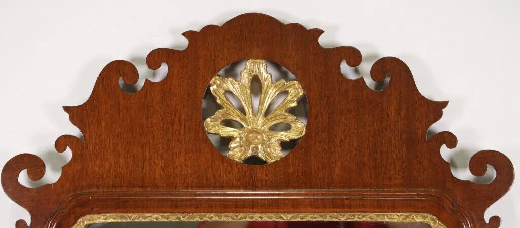 Friedman Brothers Williamsburg Mahogany Rococo Shell Mirror Looking Glass CWLG8